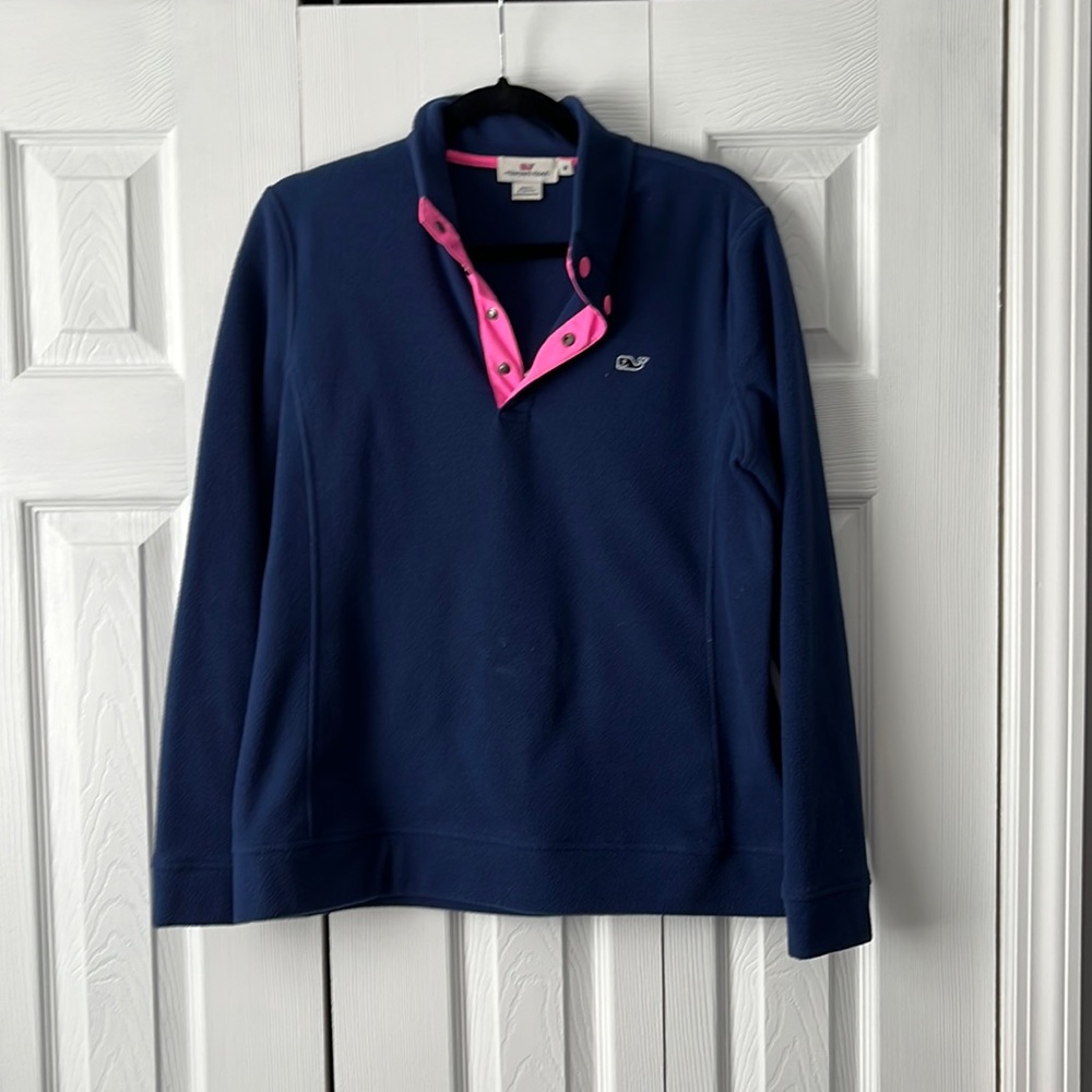 Vineyard vines half